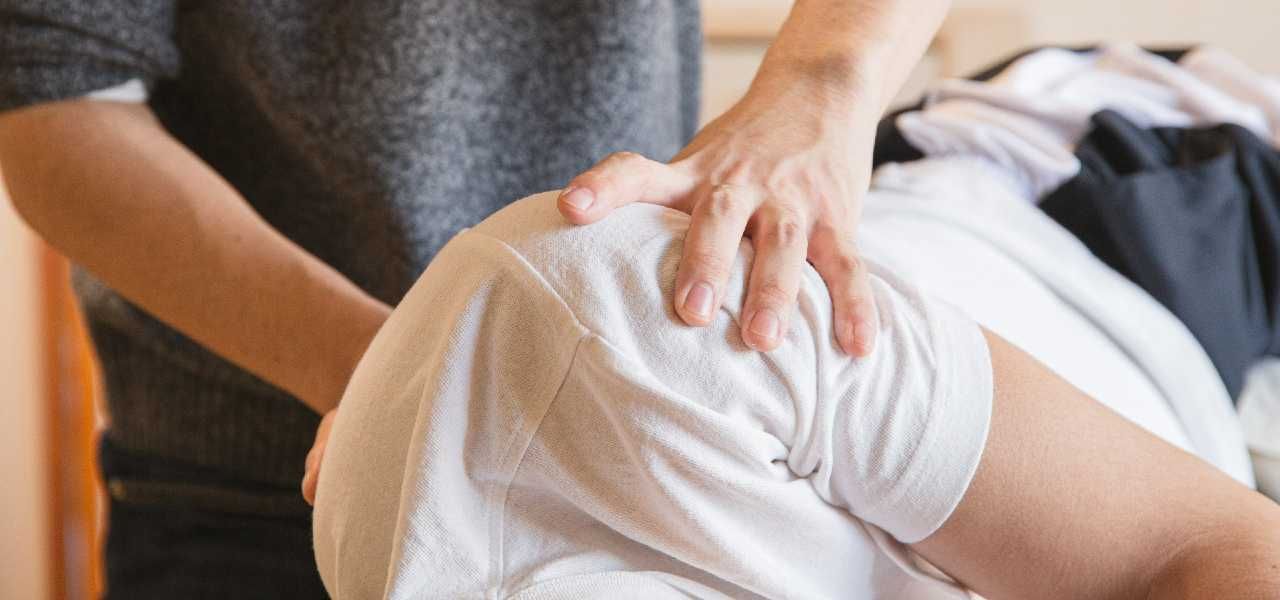 Can a Chiropractor Help With Shoulder Pain?